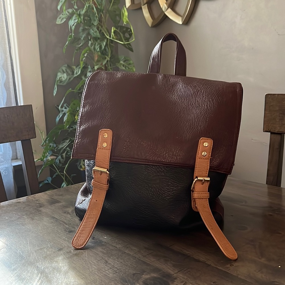 Madison West back pack size: O/S